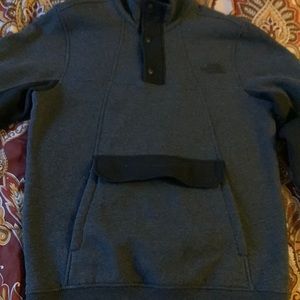 North face sweater